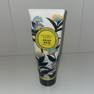 Victoria Secret Daisy Haze Body Lotion